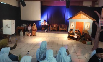 Pelatihan Teater Bersama Sanggar Kinayung di SMAN 1 Kutasari